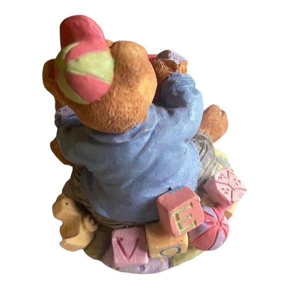 Vintage Resin Bear Holding Hinged Heart Baby Bears Inside Love Home Decor Figure - Picture 4 of 6